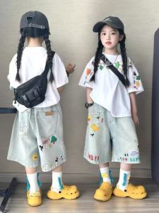Bộ Áo Thun In Hình Cá Tính Dành Cho Trẻ Em Kèm Quần Short Jean Mùa Hè