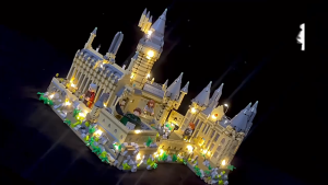 Magic Hogwarts Castle Building Blocks Adult Assembled Toy Collection Gift Desktop Decoration Christmas Gift