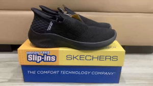 Giày chạy bộ Skechers Untra Flex hands Free Slip Ins cho nữ màu đen hàng dư liệu của nhà máy sản xuất cho hãng full box xịn sò giá bình dân