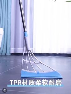 SAPU PENYIKAT SILIKON MAGIK SAPUAN PANTAS & MUDAH PEMBERSIH KAMAR MANDI & KACA MOP SEPINGGAN SERBAGUNA SAPU RUMAH SILICONE SCRAPER BROOM MAGIC WIPER BROOM CLEANING BATHROOM GLASS ONE PIECE WIPE MOP HOUSEHOLD SMALL BROOM SPLICING BROOM C
