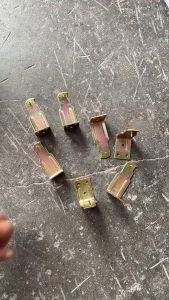 Gantungan APAR & Bracket APAR: Pemadam Kebakaran 2kg 3kg 4kg