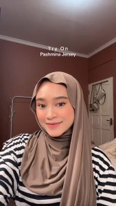 Pashmina Kaos Jersey Premium 50 Warna | Pasmina Kaos Flowy | Hijab Jilbab Daily Lembut