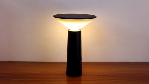 Retail and wholesale Nordic Creative Led Charging Bar Decorative Table Lamp Restaurant Bedroom Bedside Hotel Cafe