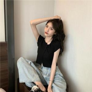 Chili_k k 2060 เสื้อท็อปไหมพรม แขนสั้น เข้ารูป กระดุมหน้าถอดได้จริง เซ็กซี่ น่ารัก