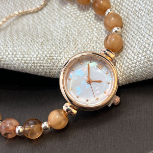 New Pearl Bracelet Womens Quartz Watches Niche Light Luxury Small Dial Pull-out Adjustable Watch for Women Pearl Beaded Bracelet Watch