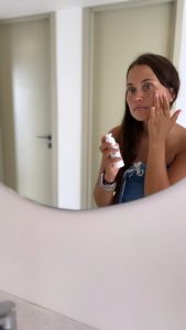 xLIPID 30ml ครีมบำรุงผิวหน้าด้วยเซราไมด์ ให้ความชุ่มชื้น และบำรุงผิวอย่างรวดเร็วเนื้อสัมผัสบางเบาจากธรรมชาติ