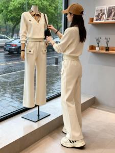 LIANGYILAILIN | Slimming Two-Piece Outfit with Hoodie and High-Waist Straight Leg Pants