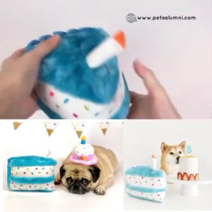 เล่น สุนัขพรีเมี่ยม ขนาดของ ZIPPYPAWS USA บีบแล่วมีเสียง รูปเค้กวันเกิดขนาดใหญ่