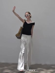Cantonstory | Layered Design Blue Off-Shoulder Waist-Accentuating T-Shirt