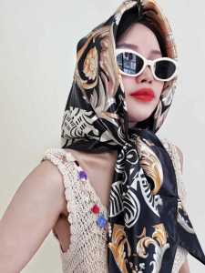 ผ้าพันคอไหมจำลองลายดอกไม้สำหรับผู้หญิงในฤดูร้อน ผ้าคลุมไหล่ ผ้าคลุมศีรษะ ผ้าคลุมคอแบบอเนกประสงค์ ป้องกันแสงแดด ผ้าคลุมคอสำหรับผู้หญิง