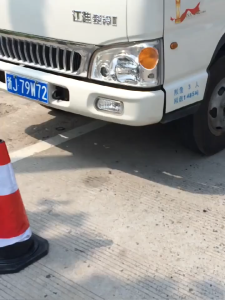60CM 70CM 90CM rubber cone roadblock cone ice cream cone traffic safety