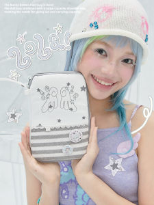 LOLA DESIGN | Cute Embroidery Wing Passport Case Multifunctional Card Holder