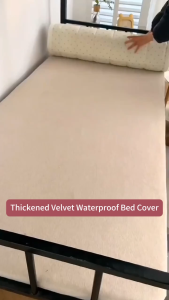 Waterproof Velvet Mattress Protector Cozy Bed Cover No Lukot No Gusot No Shedding Fitted Bedsheet With Elastic Straps in 4Corners