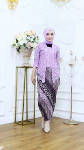 Kebaya Kutu Baru & Brokat: Pilihan Elegan untuk Wisuda & Acara Penting