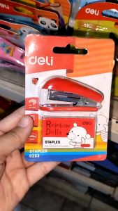 💙 Deli Mini Stapler รุ่น 0253 แม็กเย็บ แม็คมินิ ขนาดพกพา | KKNT