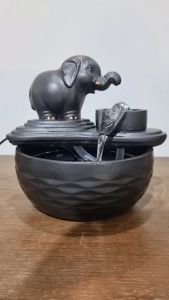 น้ำพุน้ำล้นตั้งโต๊ะ เหมาะตั้งโต๊ะแต่งบ้านห้องนั่งเล่นที่ทำงาน ให้เป็นของขวัญมงคลได้ทุกโอกาส รุ่นช้างเสริมทรัพย์ รหัสสินค้า18099-1