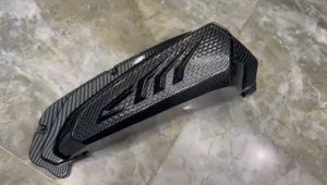Ốp pô e màu cacbon xe SH 350i đời 2020 đến 2025 phụ kiện gắn ngoài xe.