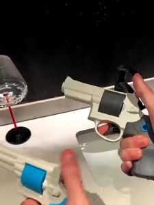 [RẺ VÔ ĐỊCH] Súng nước cà rốt 3D lục ổ xoay cực chất  Sung phun nước cơ tay thế hệ mới - Đồ chơi giải nén vô tri