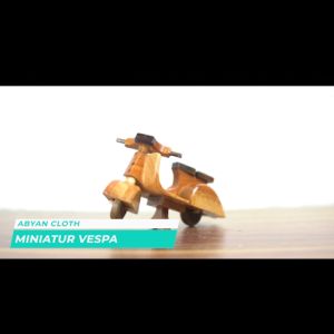 PRODUSEN Kerajinan Miniatur [VESPA] Kayu Jati- Hiasan Pajangan Dekorasi Rumah - Dekorasi Ruang Tamu - Dekorasi Ruang Kerja