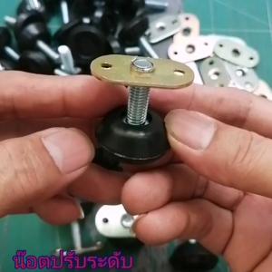 น๊อตปรับระดับขาโต๊ะ ขาเฟอร์นิเจอร์ ขาชั้นวาง ขนาด M8 พร้อมแป้นเหล็กชุบซิ้งค์ให้เลือก 2 ขนาด ปุ่มปรับระดับ รองรับน้ำหนักได้เป็นอย่างดี พร้อมส่งทันที