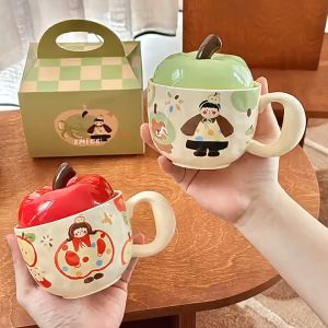 Cangkir Apel dengan Tutup: Keindahan dan Fungsionalitas