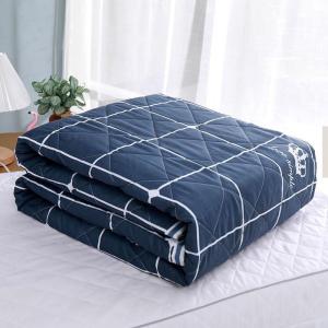 Summer Lightweight Thin Washable Quilt