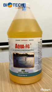 AQUA FG Vi sinh tẩy nhớt bạt tẩy rong rêu màng chất béo ao nuôi thủy sản ao nuôi tôm - Chai 2 lít