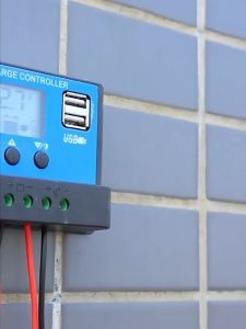 【COD + Local Seller】10A 20A 30A 60A PWM Solar Charge Controller 12V/24V Bat Regulator Solar Panel Controller LCD Display with Dual USB Port 5V Output Solar Cell Panel
