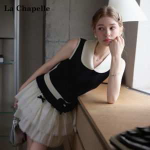 La Chapelle | Color Blocked Knitted Sleeveless Top with Peter Pan Collar and Ruffles