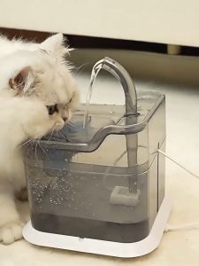 🐱4400mah🐱น้ำพุแมวไร้สาย น้ำพุแมว จอแสดงผลแบตเต การจ่ายน้ําอัตโนมัติ ตู้กดน้ําเซ็นเซอร์แมว 3L เครื่องจ่ายน้ำแบบไร้สาย Pet fountain