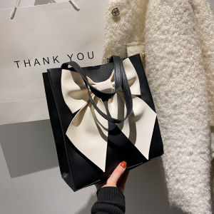 Fashionable Large Contrast Color Handbag Womens Underarm Bag with Butterfly Knot 2021 New Style Soft PU Leather Shoulder Bag