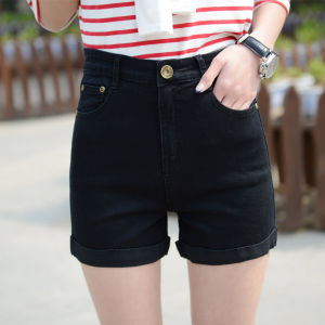 กางเกงยีนส์ทรงสลิมฟิตเอวสูงสำหรับผู้หญิงในช่วงฤดูร้อน ทรงหลวมสบายๆ สไตล์เกาหลี กางเกงขาสั้นสำหรับนักเรียน
