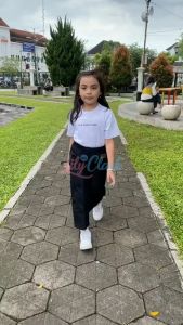 Lily And Clark Kaos Anak Laki-Laki Paling Kece Warna Putih KLC55