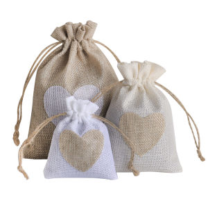 10Pcs/lot Heart Pattern Flax Jute Bags 8x10 10x14 13x18cm Birthday Christmas Party Wedding Burlap Linen Drawstring Gift Bag