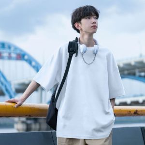 เสื้อยืดคอกลมแขนสั้นผ้าฝ้ายแท้สีแดงสไตล์ย้อนยุคอเมริกันสำหรับผู้ชาย เสื้อเชิ้ตแฟชั่นฤดูร้อนสำหรับเยาวชน