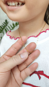 Dây chuyền titan nữ dây xích phản chiếu lấp lánh khóa tròn không đen gỉ