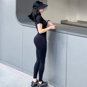 New Arrival Peach Hip Raise Fitness High Waist Seamless Yoga Pants Womens High Elastic Running Sports Outerwear Quick-Drying Tights