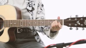 Đàn guitar acoustic Saga dòng SF700C full size 41 chính hãng Duy Guitar Store phân phối