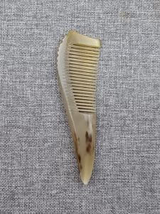 Thickened Natural Buffalo Horn Comb Anti-statistic Portable Health Preservation Massage Scalp Handy Carried with Personal Grooming Tool