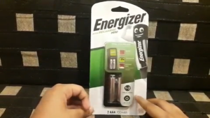Energizer Recharge Mini Charger CH2PC4+Recharge Extreme AA (4pcs)