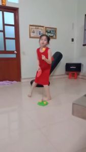 Đồ Chơi Bóng Bàn Luyện Phản Xạ 2 Vợt 3 Trái Banh Đồ Chơi Trẻ Em Thể Thao Giải Trí Phát Triển Thể Chất - Little Kobo