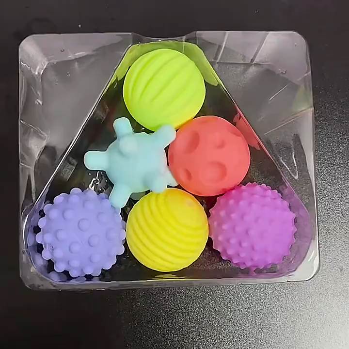 ลูกบอลบีบ ลูกบอลบีบมีเสียง ลูกนุ่ม การฝึกประสาทสัมผัส เด็กของเล่นลูก ของเล่นอาบน้ำ ยางกัด บอลบีบ ตุ๊กตายางกัด COD