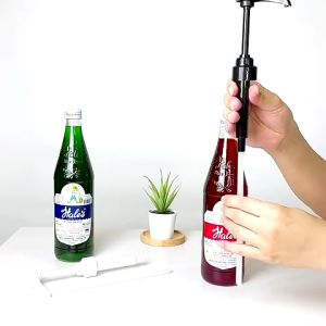 หัวปั๊ม หัวปั๊มไซรัป หัวปั๊มน้ำเชื่อม เก็บเครื่องปรุงรสน้ำซอสน้ำตาลโดยใช้อุปกรณ์ครัวบ้าน 2 สี