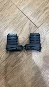 CẶP CHÂN CAO SU XI NHAN SAU XE CUB 82 - 84- DD - DH