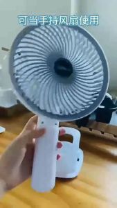 KAISER พัดลมพกพา หนีบได้ตรงได้พกพาสะดวก พัดลมเล็กมินิ พัดลมชาร์จแบต 2000mAh นิ้ว ชาร์จ USB เงียบ ลมแรงมาก ใช้งานได้ต่อเนื่อง 4 in1 ยืน + หนีบ + แขวน + มือถือ พัดลมพกพา พัดลมมินิ ปรับได้3ระดับ ชาร์จแบตUSB พัดลมพกพาชาร์จ