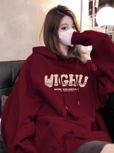 เสื้อฮู้ดแขนยาวทรงหลวมสไตล์อเมริกันวินเทจสีแดงเข้มสำหรับผู้หญิงไซส์ใหญ่ 300 ปอนด์ เสื้อคลุมกันหนาวแบบหลวมๆ สำหรับฤดูใบไม้ร่วงและฤดูหนาว