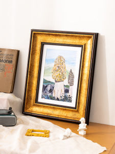 European Retro Golden Photo Frame