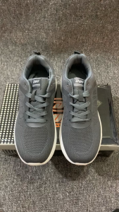 Sepatu Sneakers Pria Duff Holdin Abu Original