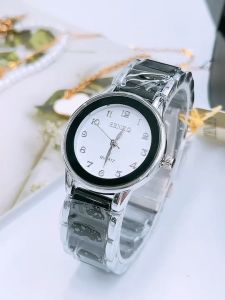 นาฬิกาข้อมูลผู้หญิงแบรนด์แท้ SENKQ กันน้ำ ดีไซน์สวยหรือ เหมาะสำหรับการออกงาน