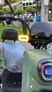 Nanny U Q8 จักรยานไฟฟ้า 48V800W รถจักรยานยนต์ไฟฟ้า รถไฟฟ้าา LED NFC สมาร์ทล็อค รถจักรยานยนต์ไฟฟ้า